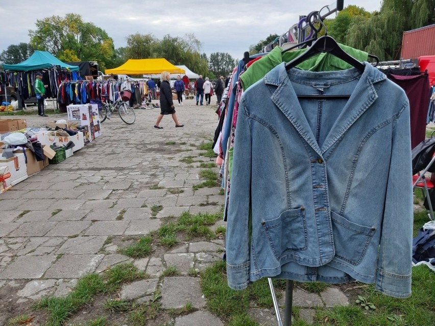 Giełda niedzielna w Koszalinie. Zobacz, co znajdziesz na...