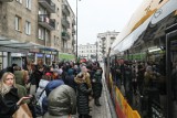 Utrudnienia w kursowaniu metra w Warszawie. Incydent na stacji Ratusz-Arsenał. Cztery stacje zamknięte 