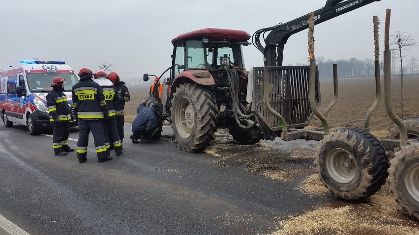 Wypadek na drodze wojewódzkiej 426 koło Strzelec Opolskich.