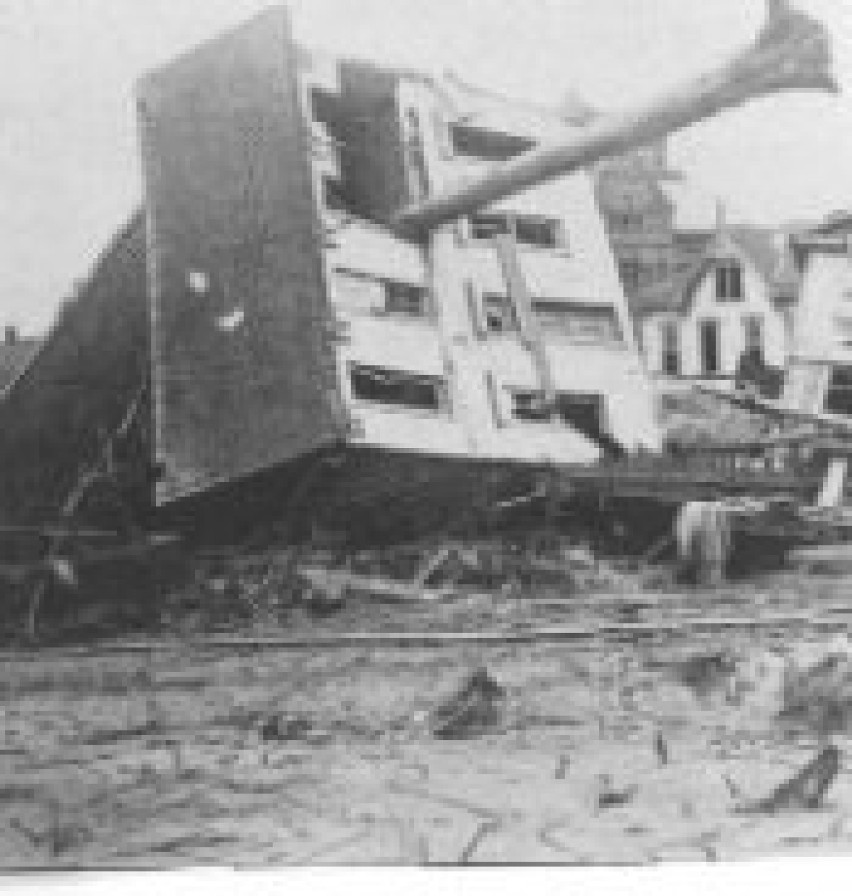 Zdjęcie wykonane po katastrofalnej powodzi w roku 1889.