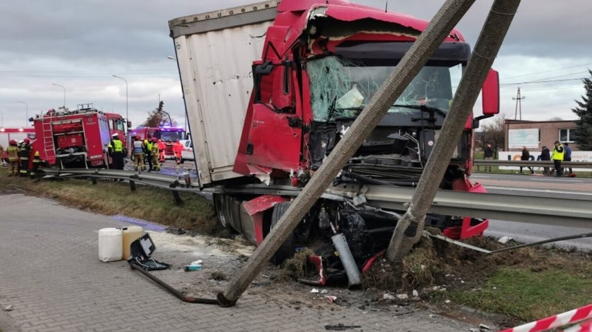 Strażacy pogrążeni w żałobie po tragicznej śmierci dwójki druhów z OSP Czernikowo. WIDEO