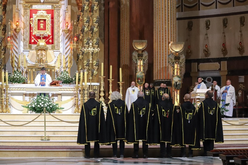 Rycerze św. Jana Pawła II w Licheniu. Awansowali na kolejne stopnie