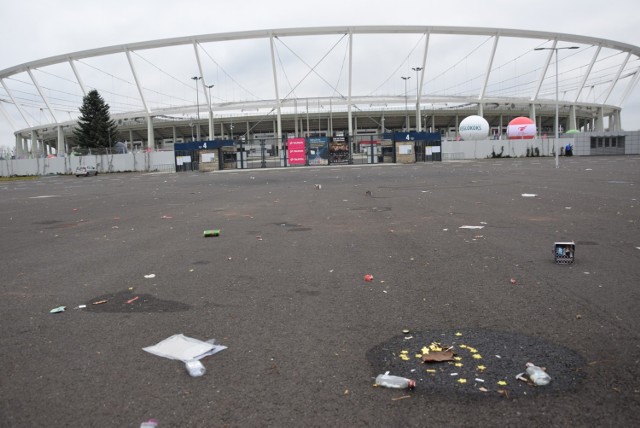 Tak wygląda teren przy Stadionie Śląskim po Sylwestrze z Polsatem