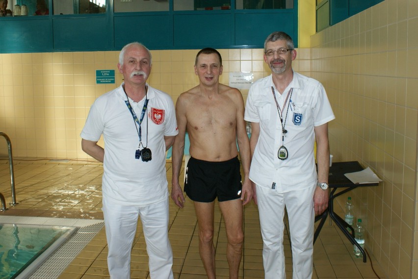 Roman Bartkowiak zajął I miejsce w zawodach pływackich...