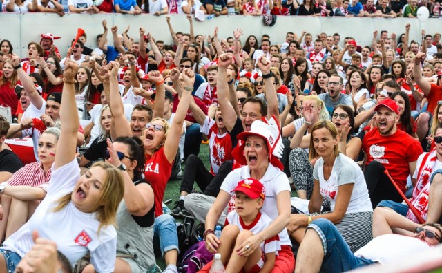 Trąbki, flagi, wuwuzele... Bydgoszczanie dopingowali polskich piłkarzy w strefie kibica na stadionie Zawisza. Niestety, mecz nie poszedł dobrze, Polacy przegrali z Senegalem 1:2. Zobaczcie zdjęcia ze strefy kibiców >>>>


VI Festiwal Muzyki Dawnej Kazimierz Piwkowski in Memoriam Żnin

