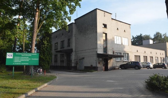Dyrektor SPZZOZ w Pionkach przedstawiła aktualną sytuację pionkowskiego szpitala, a także poradni specjalistycznych.