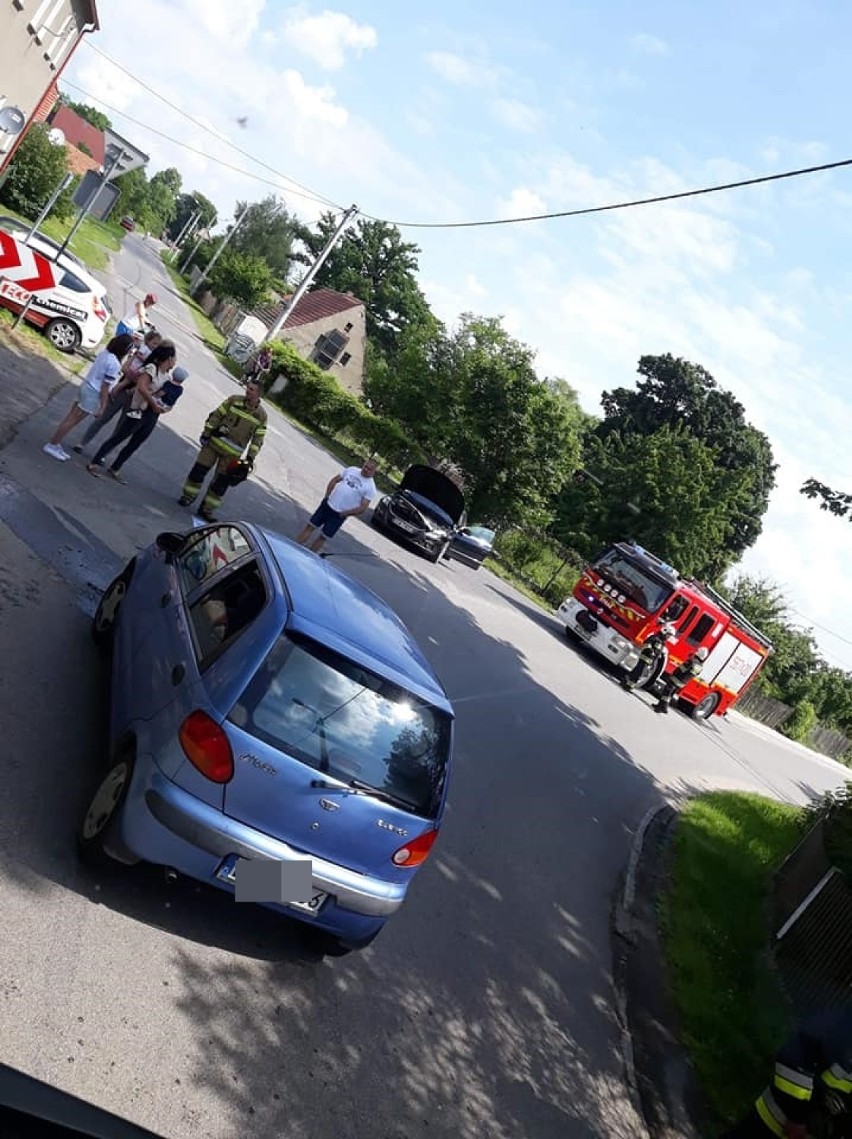 Wypadek w Czechach. Matiz zderzył się VW. Jedna osoba w szpitalu (ZDJĘCIA)