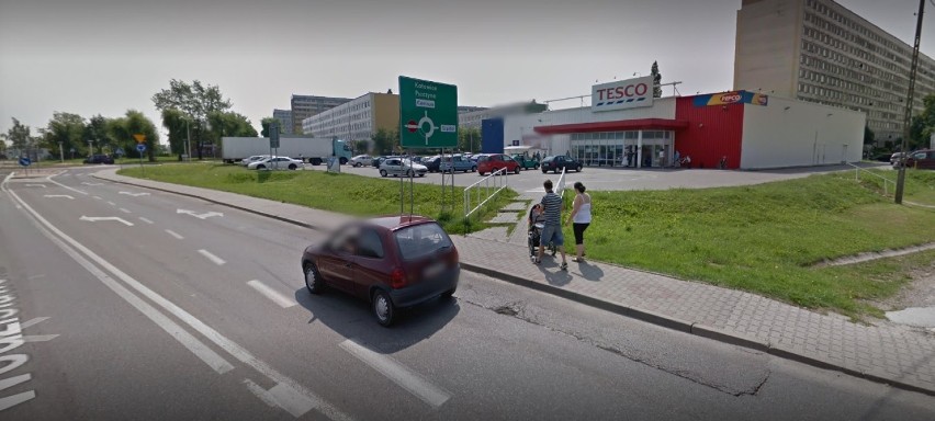 Tesco przy ulicy Wodzisławskiej w Żorach