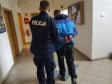 Mężczyzna uciekał samochodem przed policją. Wiózł ze sobą 6-letnie dziecko 