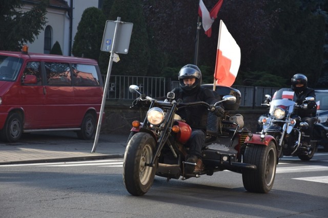 Motoparada Niepodległości 2021 w Książu Wielkopolskim