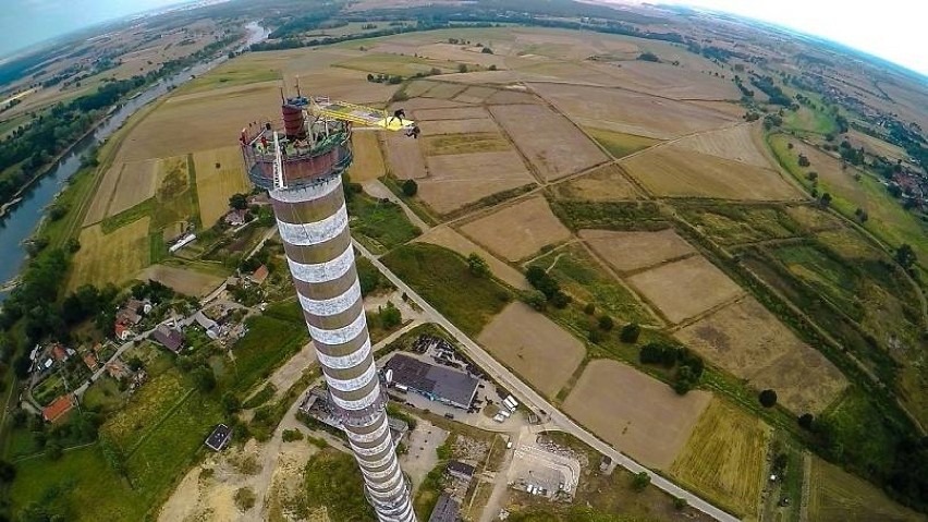 Komin w Widziszowie to jeden z najwyższych w Europie i na świecie obiektów do skoków na linie