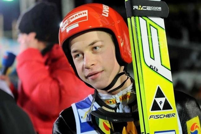 Skoczek narciarski Aleksander Zniszczoł (KS Wisła...