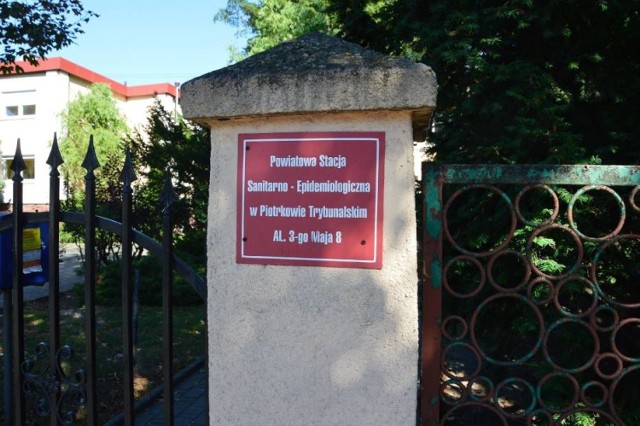 PSSE w Piotrkowie zawiesza działalność w dniach 26-30 października. Powodem duża liczba zakażonych pracowników