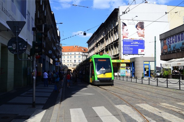 Za wstrzymanie ruchu tramwajowego kobieta zapłaciła mandat.