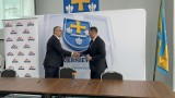 Podpisano umowę na budowę nowego basenu w Skierniewicach