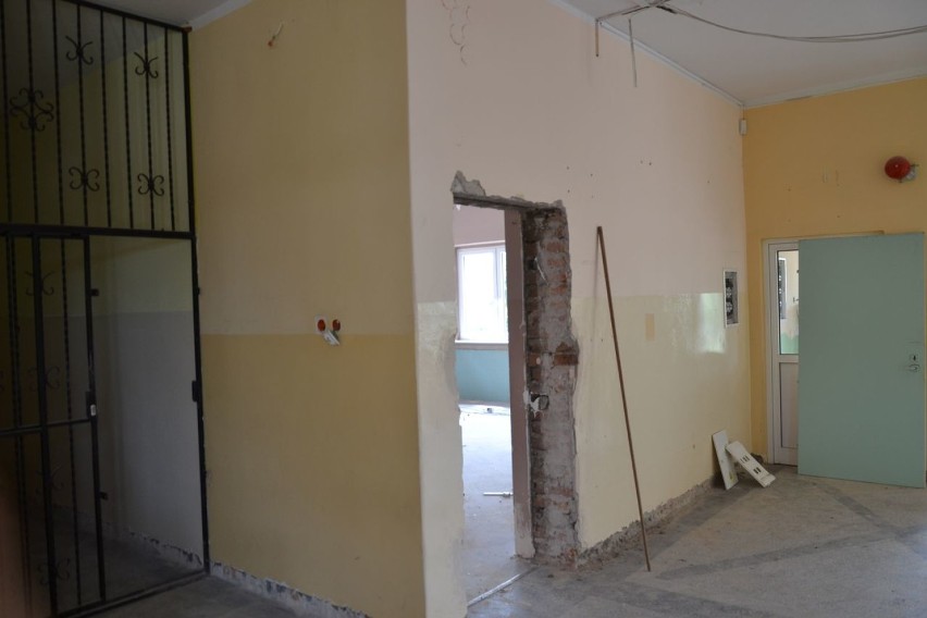 Duży remont budynku szkoły podstawowej w Kotli