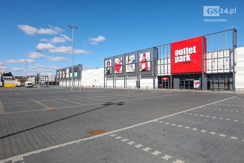 Outlet Park Szczecin - pusty parking galerii