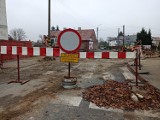 Ulica 1 Maja w Płocku zamknięta. Trwają prace firmy Energa. Przygotowano objazdy Komunikacji Miejskiej