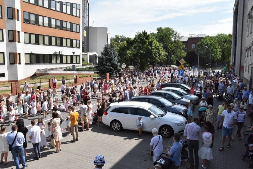 Wierni, którzy nie mogą osobiście uczestniczyć w...