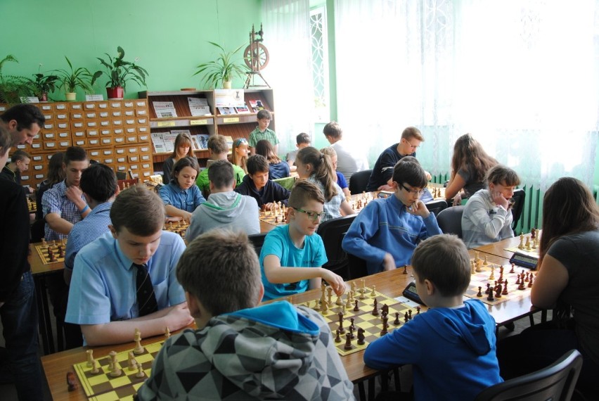 Po czterech turniejach drużynowo zwyciężyła reprezentacja Gimnazjum SZSP Don Bosko