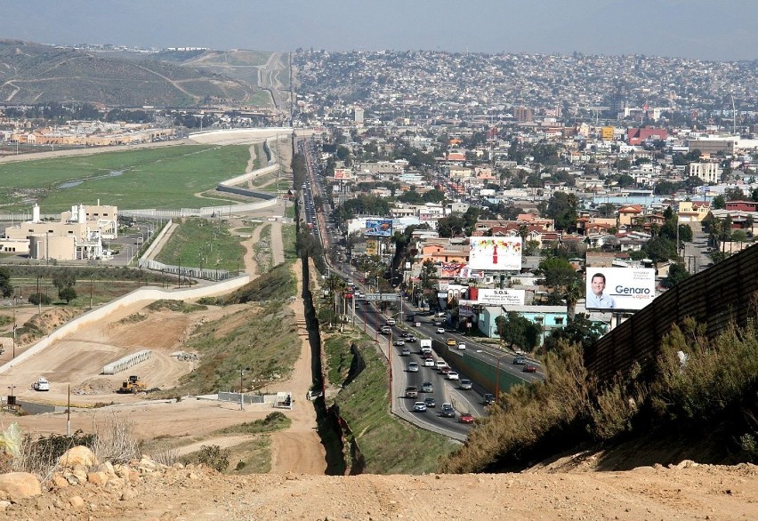 MEKSYK / USA
Granica pomiędzy państwami, o której ostatnio...