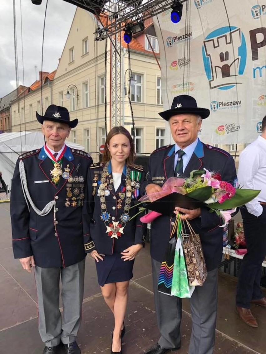 Jagoda Żychlewicz została pierwszą kobietą-królem w historii pleszewskiego bractwa kurkowego