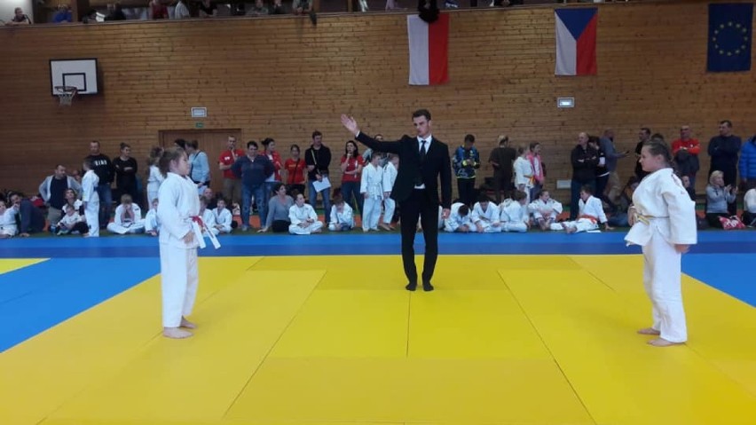 Judocy AKS-u Strzegom na turnieju w Czechach wywalczyli wiele medali (ZDJĘCIA)