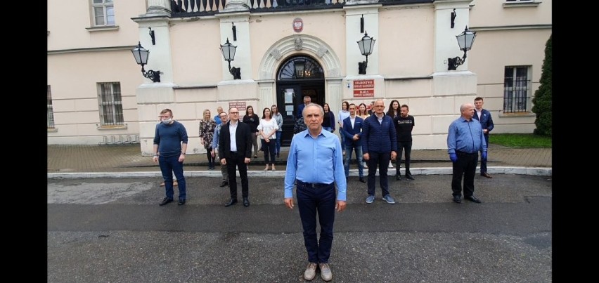 Gaszyn Challenge w kaliskim nadleśnictwie i starostwie. Pomagają Wojtusiowi i Sandrze