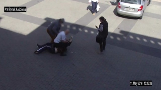 Mieszkańcy zatrzymali złodzieja, który kręcił się wokół rowerów na Rynku w Rybniku