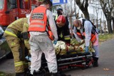 Wypadek w Skierniewicach. Mercedes uderzył w motorowerzystę [ZDJĘCIA]