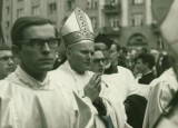 "Jan Paweł II - takim go pamiętamy" - zobacz wystawę online Archiwum Państwowego w Kaliszu ZDJĘCIA