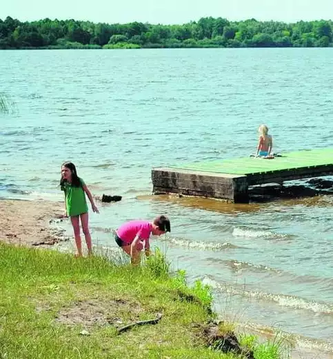 Plaże nad Jeziorem Gosławickim również zostały dopuszczone do użytku