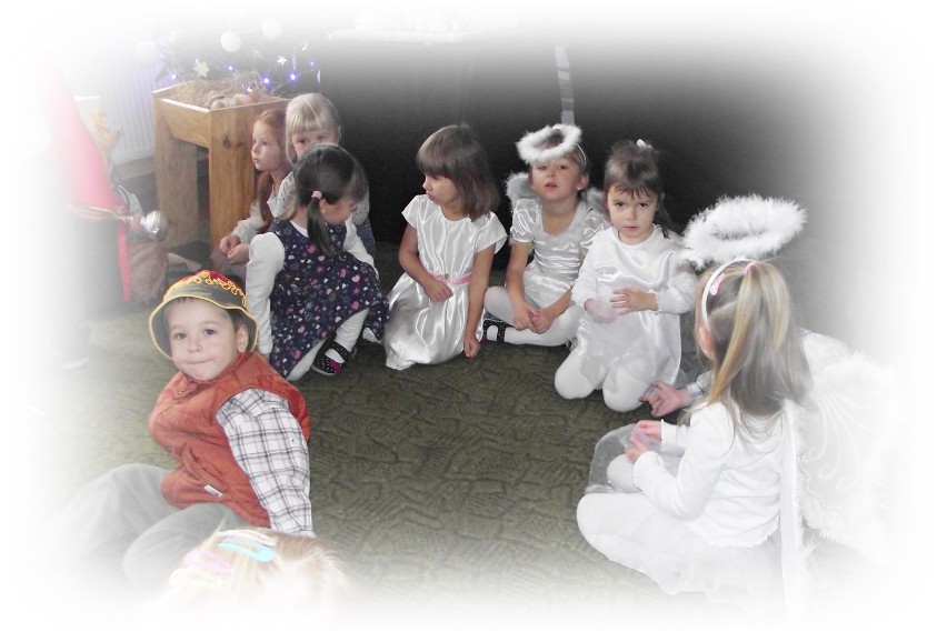 Jasełka i święty Mikołaj  u przedszkolaków w Nądni