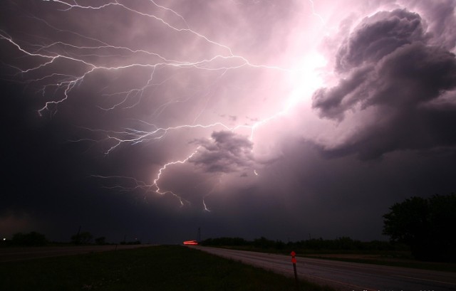 Meteorolodzy ostrzegają przed burzami w Lubuskiem.
