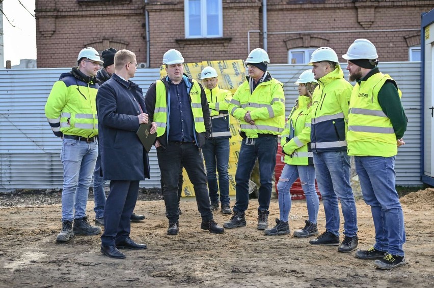 W Częstochowie budują nowy blok komunalny. Kiedy inwestycja będzie gotowa?
