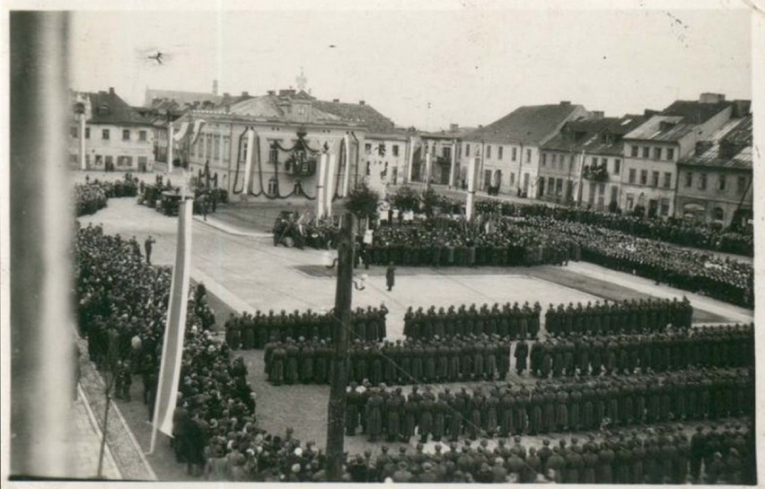 1945, Ratusz i Plac Tadeusza Kościuszki