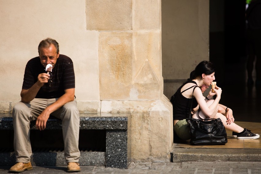 Kraków. Tak mieszkańcy radzą sobie z upałem [ZDJĘCIA]