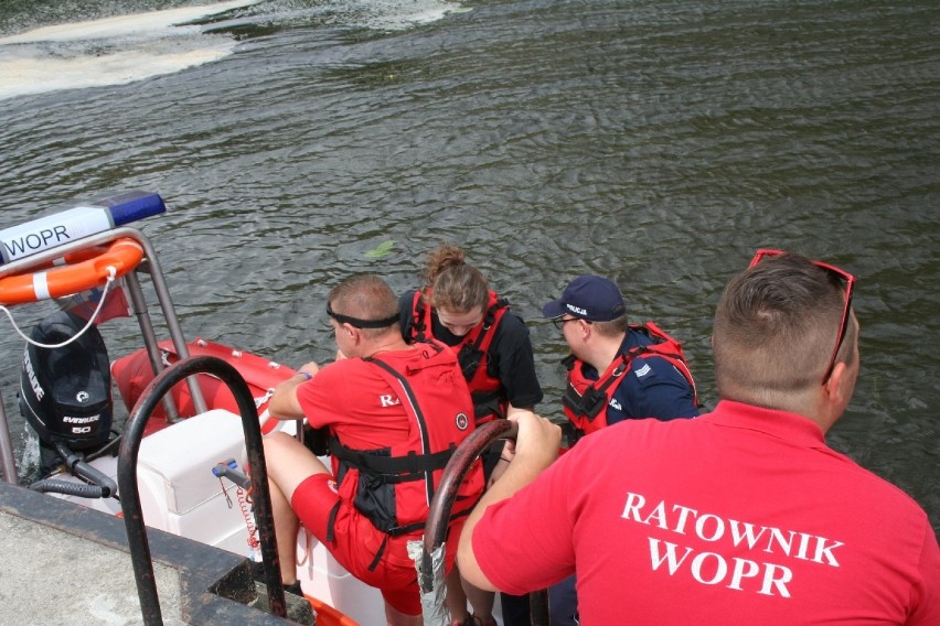 Policjanci i WOPR z Lipna kontrolowali akweny wodne w powiecie lipnowskim [zdjęcia]