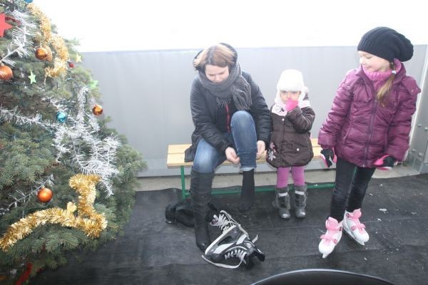 Na lodowisku w Chełmcu zabawa karnawałowa z &quot;Gazetą Krakowską&quot; [ZDJĘCIA]