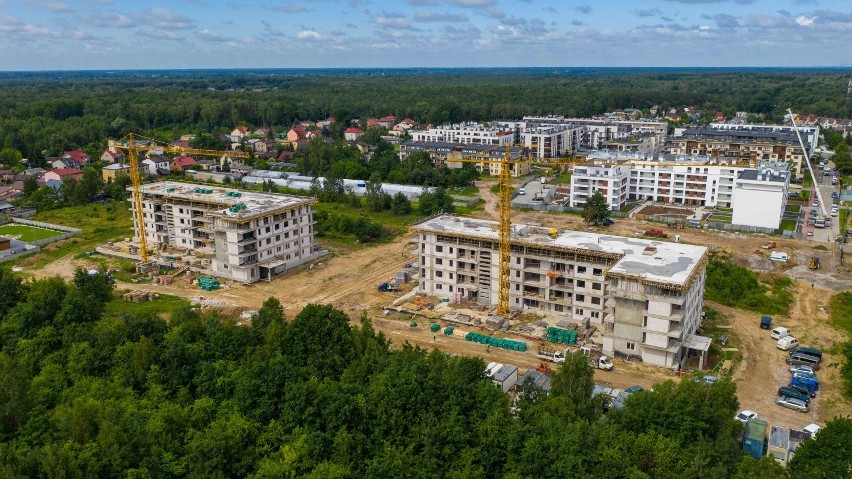 Mieszkanie Plus w Mińsku Mazowieckim. Osiedle tanich mieszkań powstaje w ekspresowym tempie. Za ponad rok wprowadzą się tam lokatorzy