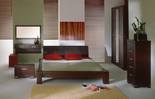 Sypialnia Carina (łóżko i dwie szafki nocne) firmy Paged - 1.990 zł (stara cena 3.755 zł)
