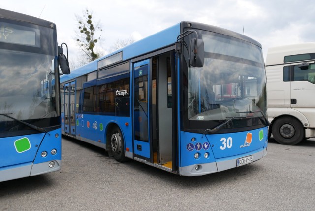 Zamknięcie przejazdu kolejowego w Chełmku. Zmiany w kursowaniu autobusów