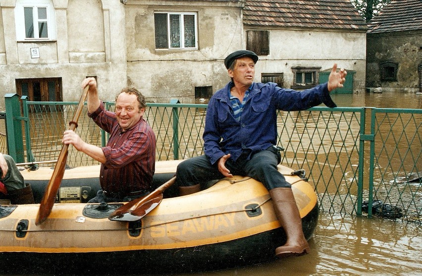 Powódź 1997 rok - opowiedz o powodzi w pociągu