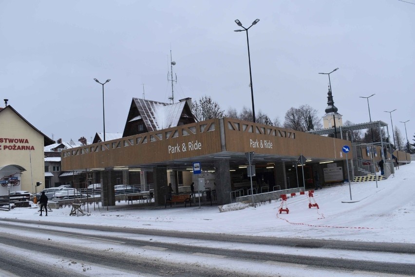 Nowy Targ. W końcu udało się otworzyć parking "park&ride". Z miesięcznym poślizgiem