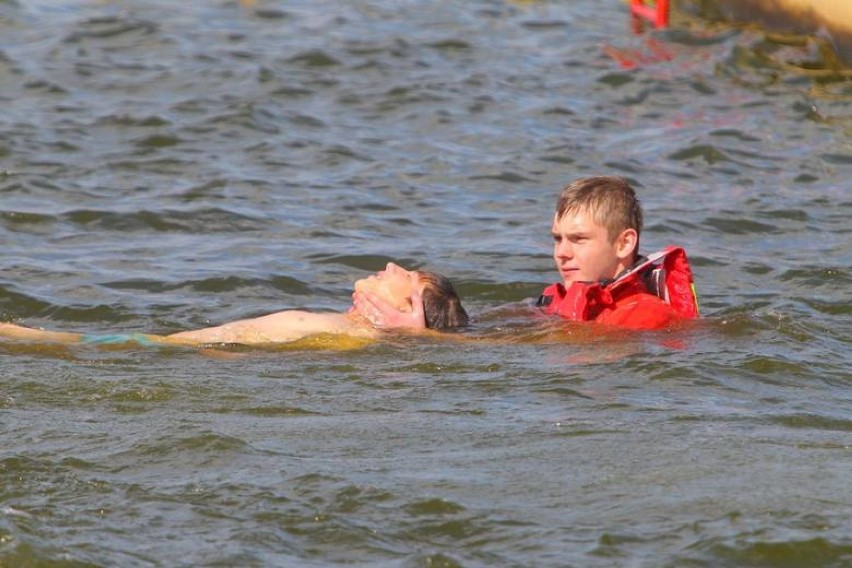 Na maltańskiej plaży dzieci i młodzież mogli poczuć się jak...