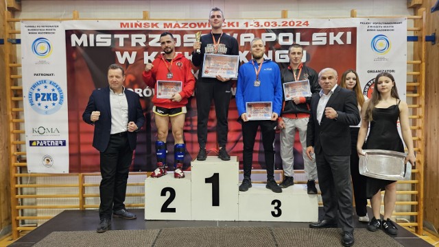Armin Wilczewski z Rebelii Kartuzy wywalczył złoto podczas Mistrzostw Polski w Kickboxingu Seniorów. Juniorzy również z medalami!