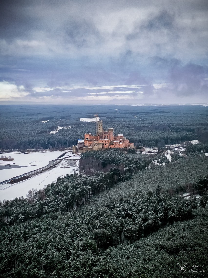 Obrzycko i okolice śniegiem otulone. Te zdjęcia są zjawiskowe! [GALERIA]