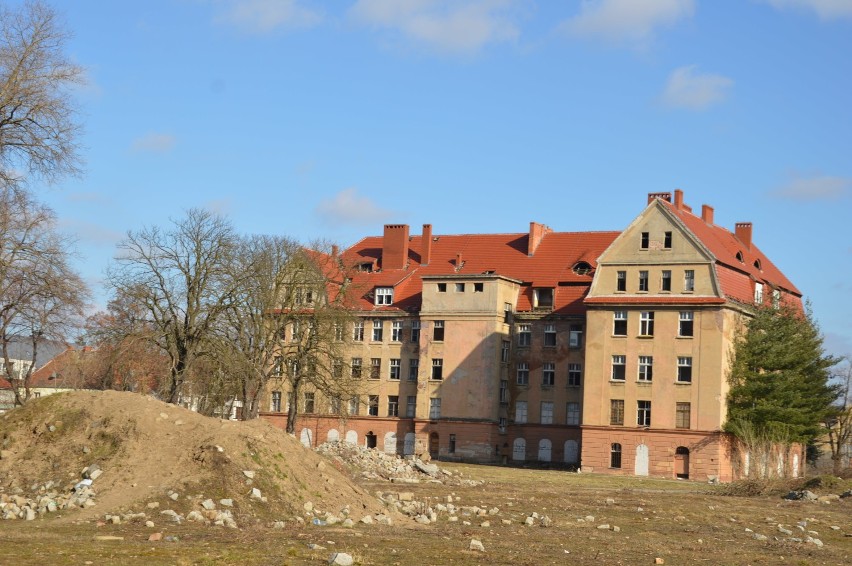 Tak dzisiaj wygląda dawne kasyno wojskowe przy ul. Traugutta...