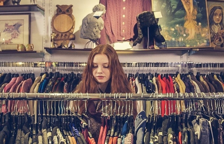 Najlepsze lumpeksy w Świdnicy według opinii internautów w google. Zobacz nasz TOP sklepów z odzieżą używaną!
