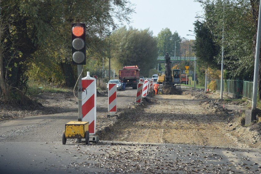 Prace na Rybackiej w drugiej połowie października